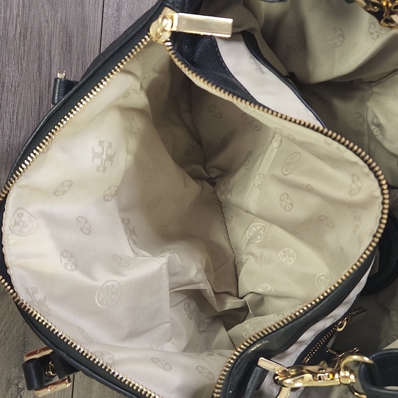 Tory Burch Black Leather Shoulder Bag - Picture 10 of 11